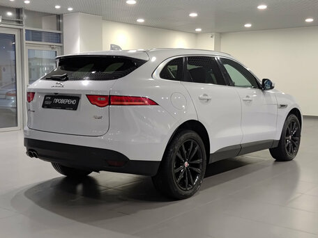 2017 Jaguar F-Pace I, белый, 2520000 рублей, вид 5