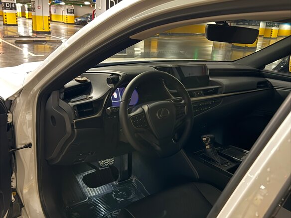 2019 Lexus ES 200 VII, белый - вид 10