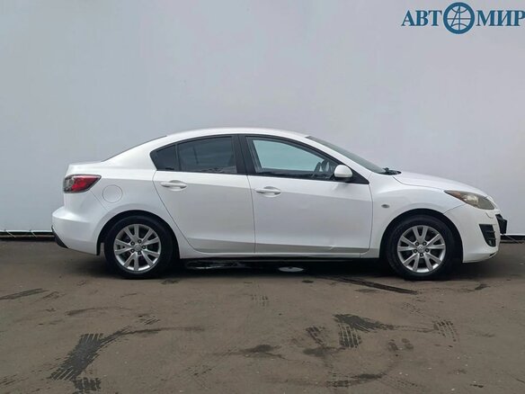 2010 Mazda 3 II (BL), белый, 639000 рублей - вид 3