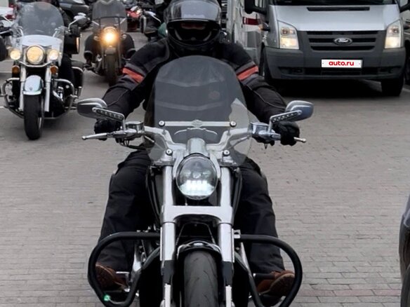 2009 Harley-Davidson V-Rod, чёрный, 1700000 рублей - вид 22