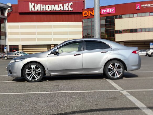 2011 Honda Accord VIII Рестайлинг, серебристый, 899000 рублей - вид 8