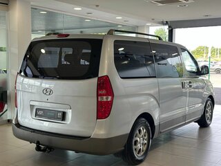 2008 Hyundai H-1 II, серебристый, 1027000 рублей, вид 4