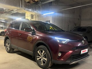 2017 Toyota RAV4 IV (XA40) Рестайлинг, красный, 2300000 рублей, вид 1