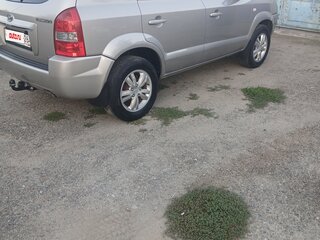 2008 Hyundai Tucson I, серебристый, 800000 рублей, вид 2
