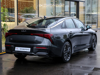 2024 Kia K5 III Рестайлинг, серый, 3910500 рублей, вид 5