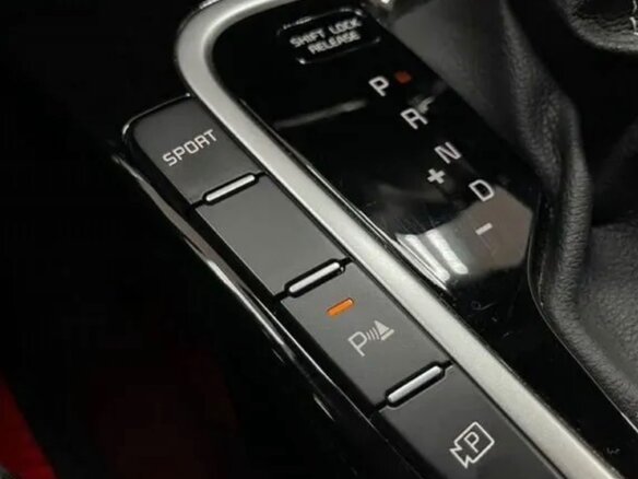 2021 Kia Ceed III Рестайлинг, красный, 2420000 рублей - вид 11