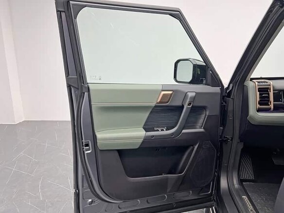 2024 iCar 03 50.63 kWh, серый, 1840000 рублей - вид 6