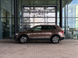 2018 Volkswagen Tiguan II, коричневый, 2150000 рублей, вид 4