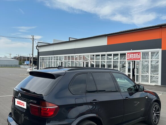 2010 BMW X5 50i II (E70) Рестайлинг, чёрный, 1400000 рублей - вид 3