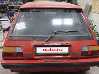 1987 Toyota Corolla V (E80), красный, 100000 рублей, вид 3
