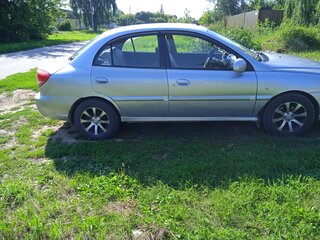 2004 Kia Rio I Рестайлинг, серебристый, 200000 рублей, вид 5