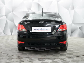 2016 Hyundai Solaris I Рестайлинг, чёрный, 775000 рублей, вид 4