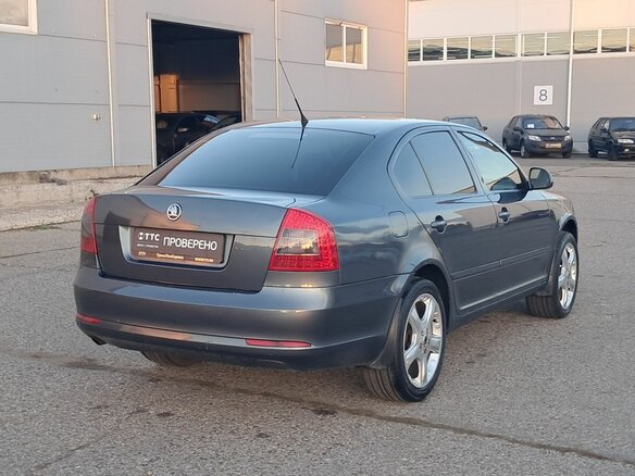 2009 Skoda Octavia II (A5) Рестайлинг, серый - вид 4
