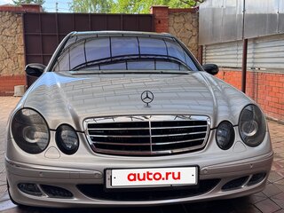 2003 Mercedes-Benz E-Класс 240 III (W211, S211), серебристый, 1500000 рублей, вид 4