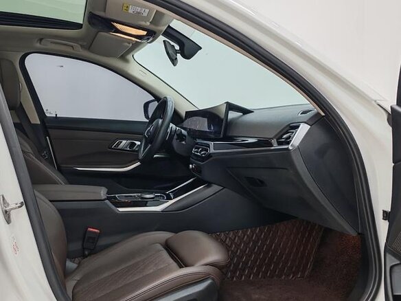 2022 BMW 3 серии 320Li VII (G2x) Рестайлинг, белый - вид 10