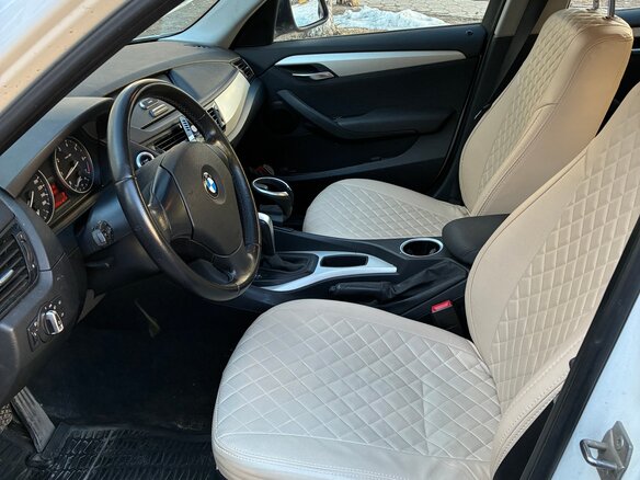 2012 BMW X1 18i I (E84) Рестайлинг, белый, 1250000 рублей - вид 6