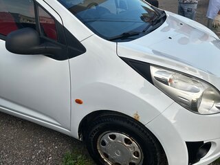 2010 Chevrolet Spark III, белый, 270000 рублей, вид 2