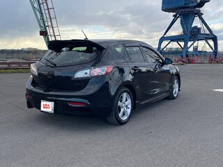 2010 Mazda Axela II, чёрный, 900000 рублей, вид 4