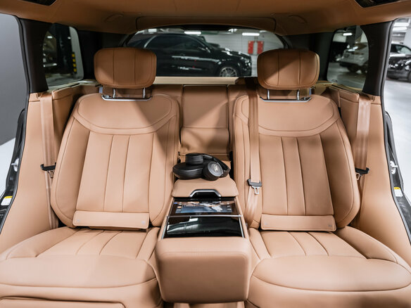 2026 Land Rover Range Rover P400 MHEV V, чёрный - вид 17
