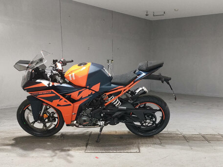 2022 KTM RC 390, оранжевый, 530000 рублей, вид 2