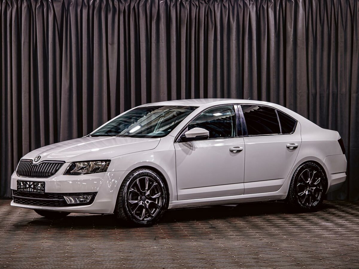 Открыть фотографии: Skoda Octavia III (A7)