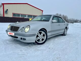 2000 Mercedes-Benz E-Класс 280 II (W210, S210) Рестайлинг, серый, 649000 рублей, вид 1