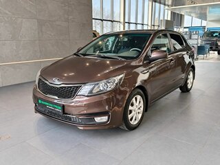 2016 Kia Rio III Рестайлинг, коричневый, 900000 рублей, вид 3