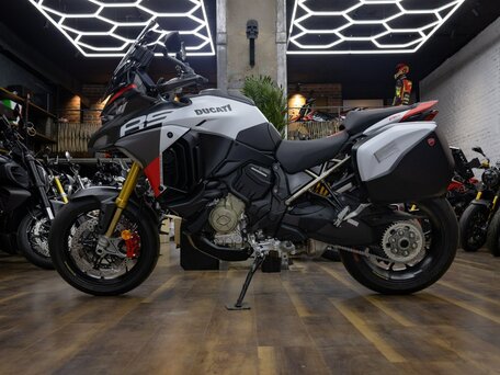 2026 Ducati Multistrada V4, белый, 4490000 рублей, вид 4