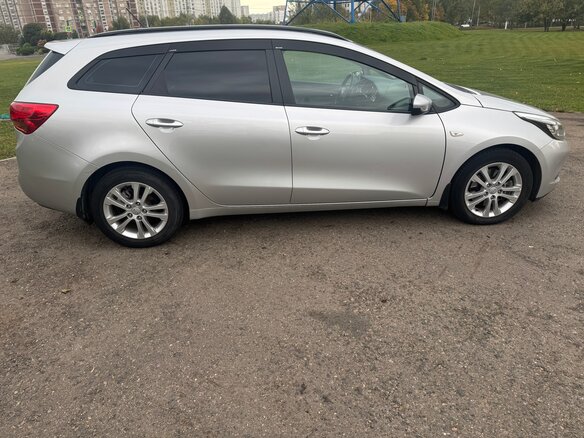 2014 Kia Ceed II, серебристый, 1310000 рублей - вид 4
