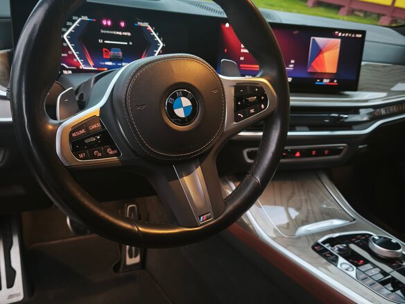 2023 BMW X7 40i I (G07) Рестайлинг, серый, 6500000 рублей - вид 18