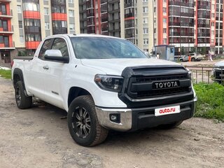 2013 Toyota Tundra II, белый, 2249000 рублей, вид 3