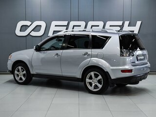 2010 Mitsubishi Outlander II Рестайлинг, серебристый, 1199000 рублей, вид 2