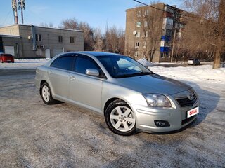2007 Toyota Avensis II Рестайлинг, серебристый, 750000 рублей, вид 3