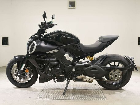 2023 Ducati Diavel V4, чёрный, 2450000 рублей, вид 1