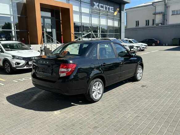 2026 Lada (ВАЗ) Granta I Рестайлинг, чёрный - вид 4