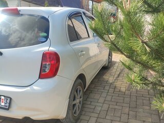 2017 Nissan March IV (K13) Рестайлинг, белый, 750000 рублей, вид 4