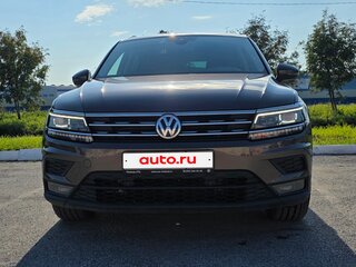 2019 Volkswagen Tiguan II, коричневый, 2755000 рублей, вид 2
