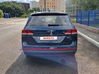 2021 Volkswagen Teramont I Рестайлинг, синий, 4400000 рублей, вид 5