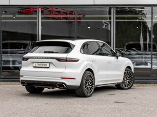 2020 Porsche Cayenne III, белый, 5927000 рублей, вид 4
