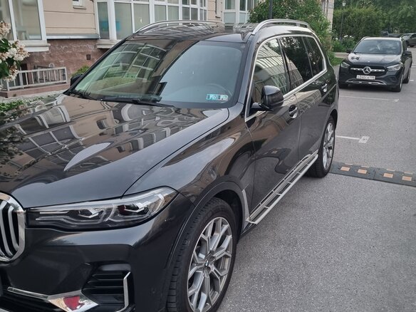 2021 BMW X7 40i I (G07), серый, 6400000 рублей - вид 11