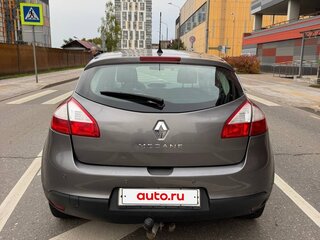 2013 Renault Megane III Рестайлинг, серый, 490000 рублей, вид 3