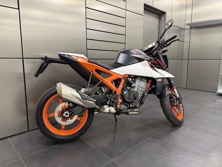2026 KTM 990 Duke, белый, 1700000 рублей, вид 5