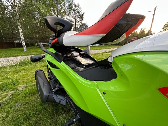 2014 BRP Can-Am Spyder, зелёный, 1245000 рублей - вид 13
