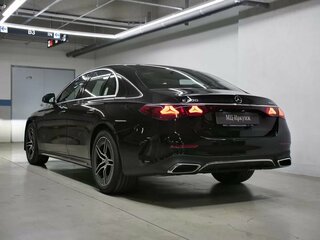 2026 Mercedes-Benz E-Класс 300 VI (W214, S214), чёрный, 11490000 рублей, вид 3