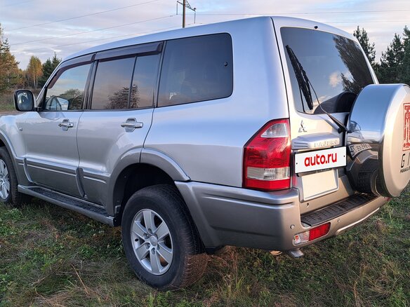 2003 Mitsubishi Pajero III Рестайлинг, серый, 1050000 рублей - вид 8