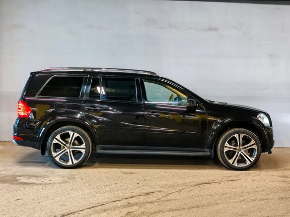 2011 Mercedes-Benz GL-Класс 500 I (X164) Рестайлинг, чёрный, 1890000 рублей - вид 1