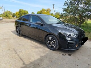 2019 Kia Cerato IV, чёрный, 1600000 рублей, вид 1
