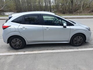 2021 Nissan Note e-Power III, серебристый, 2090000 рублей, вид 4