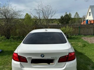 2013 BMW 5 серии 528i xDrive VI (F10/F11/F07), белый, 1950000 рублей, вид 3