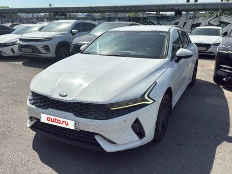 Kia K5 III